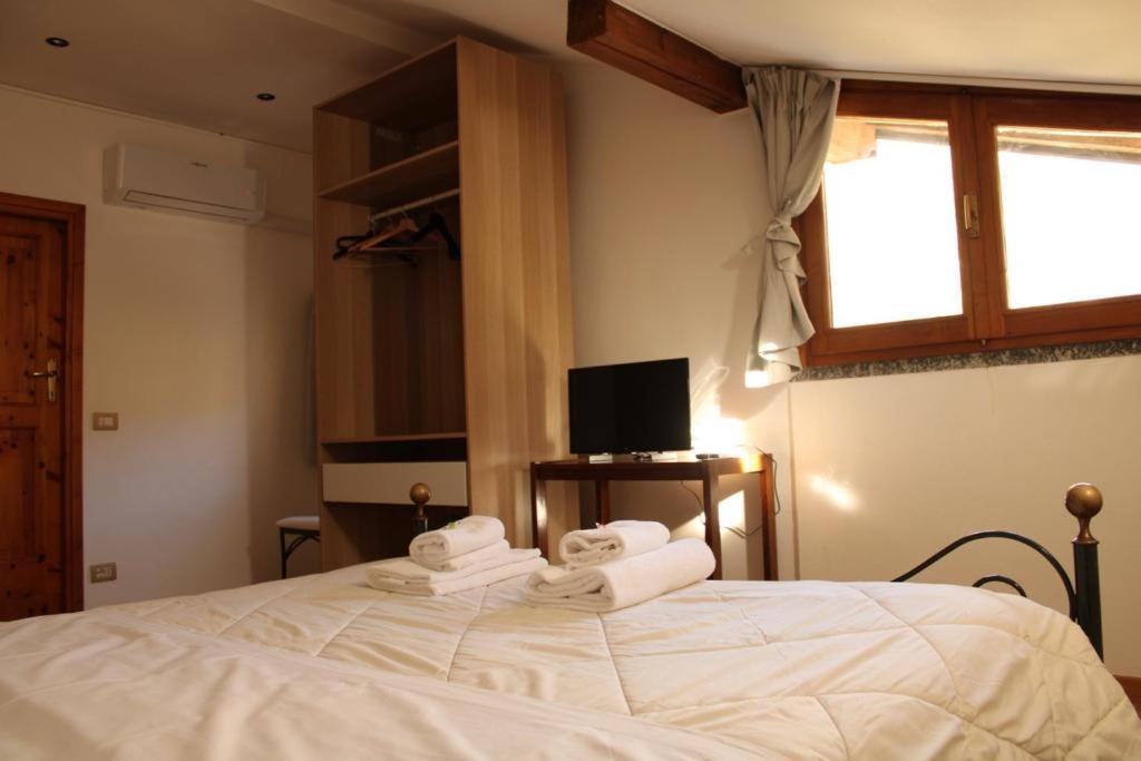 Hotel Al Verde Mandello del Lario Eksteriør bilde