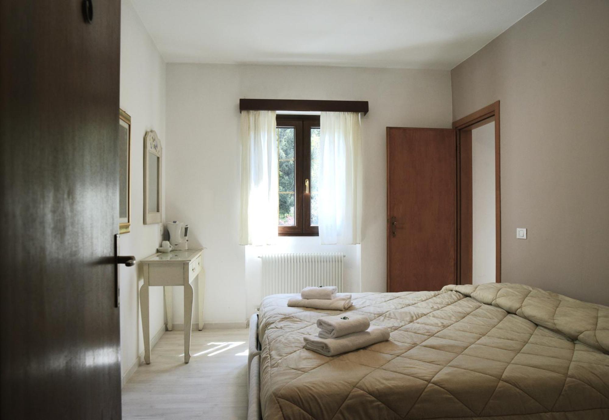 Hotel Al Verde Mandello del Lario Eksteriør bilde